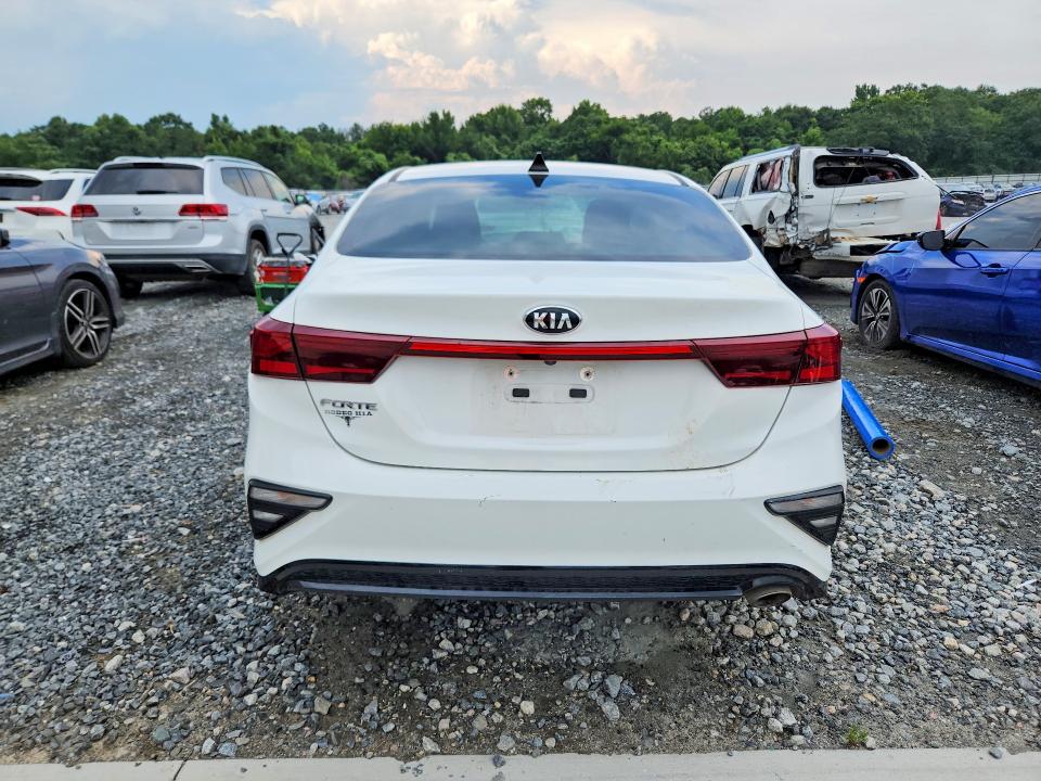 2020 Kia Forte მანქანა იყიდება აუქციონზე, vin: 3KPF24AD7LE245080, აუქციონის ნომერი: 60176196