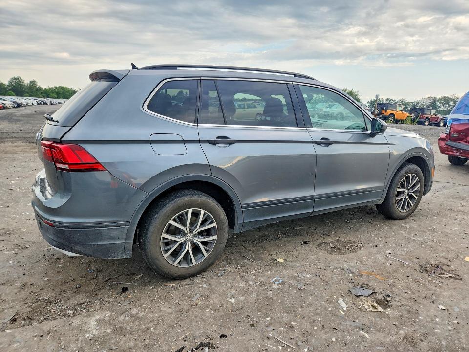 62195206 :رقم المزاد ، 3VV3B7AX3KM069259 vin ، 2019 Volkswagen Tiguan مزاد بيع
