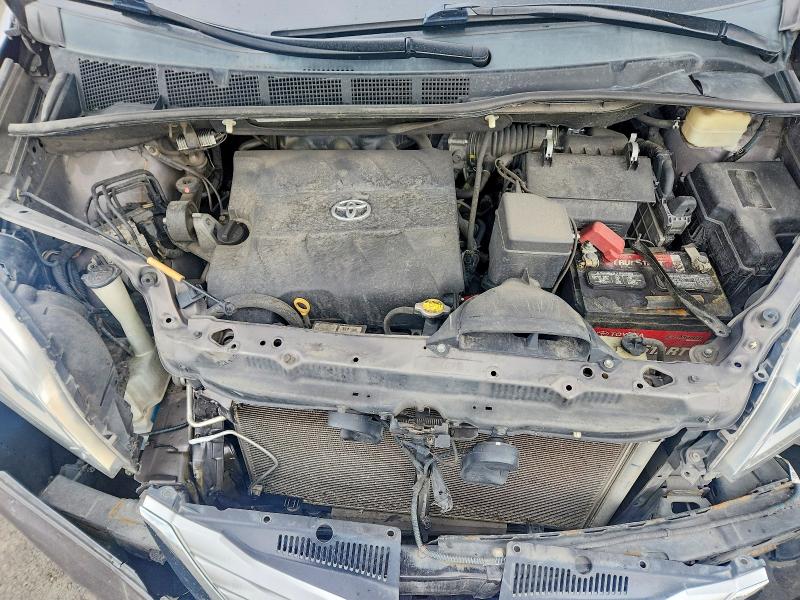 61089666 :رقم المزاد ، 5TDYK3DC3FS617417 vin ، 2015 Toyota Sienna مزاد بيع