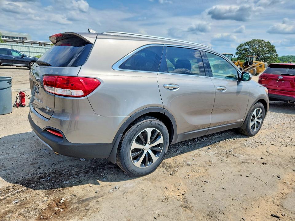 Продажа на аукционе авто 2017 Kia Sorento, vin: 5XYPHDA56HG225571, номер лота: 62238486