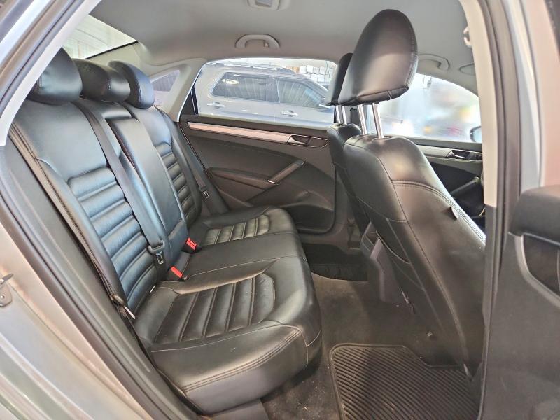 62102716 :رقم المزاد ، 1VWAA7A36JC013223 vin ، 2018 Volkswagen Passat مزاد بيع
