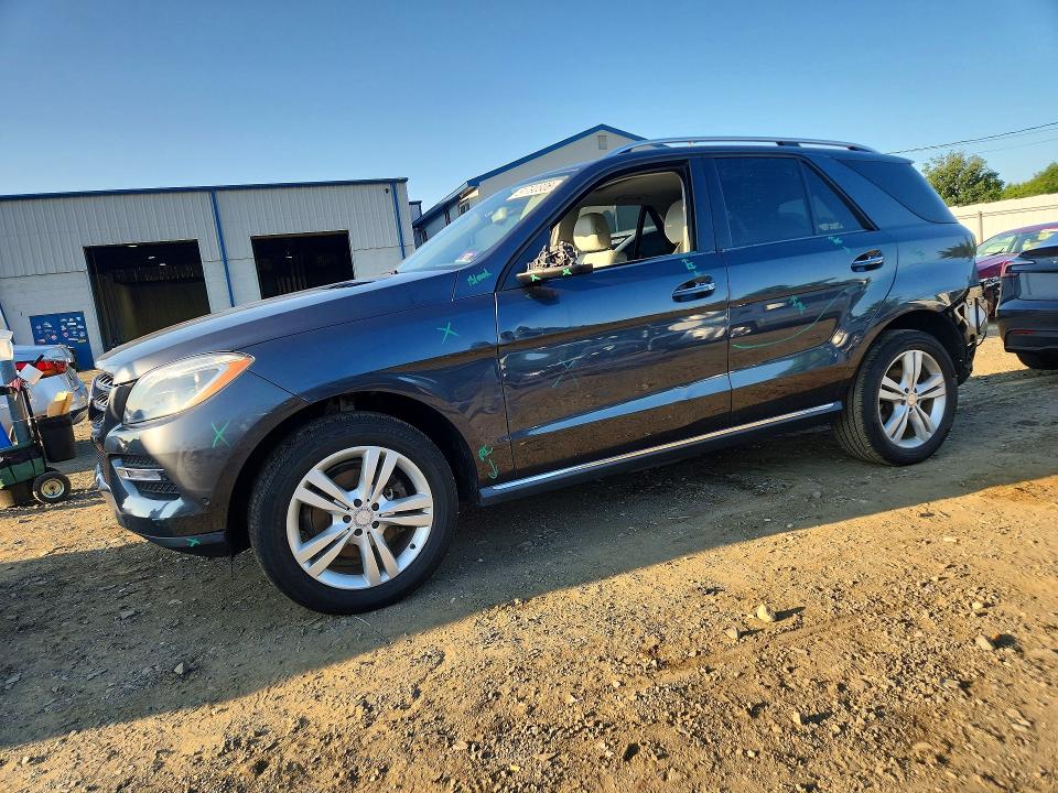 2014 Mercedes-benz Ml მანქანა იყიდება აუქციონზე, vin: 4JGDA5HB4EA323692, აუქციონის ნომერი: 61790306