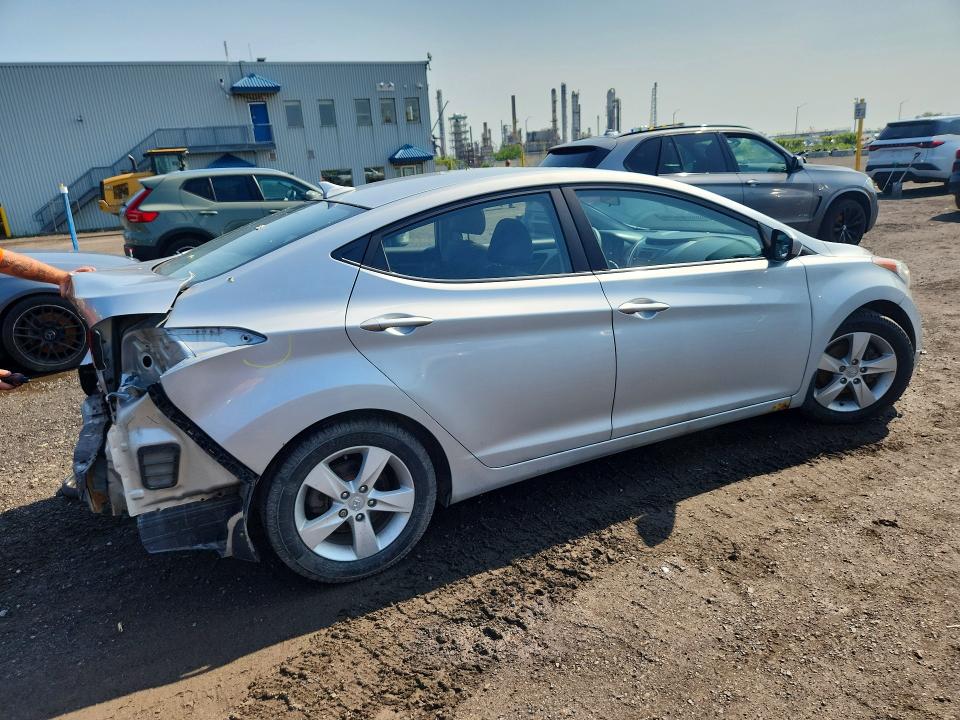 60647806 :رقم المزاد ، 5NPDH4AEXDH250057 vin ، 2013 Hyundai Elantra مزاد بيع
