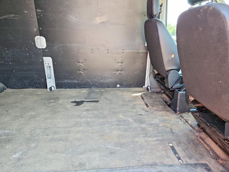 61025446 :رقم المزاد ، 1FTBR1C82LKB44969 vin ، 2020 Ford Transit مزاد بيع