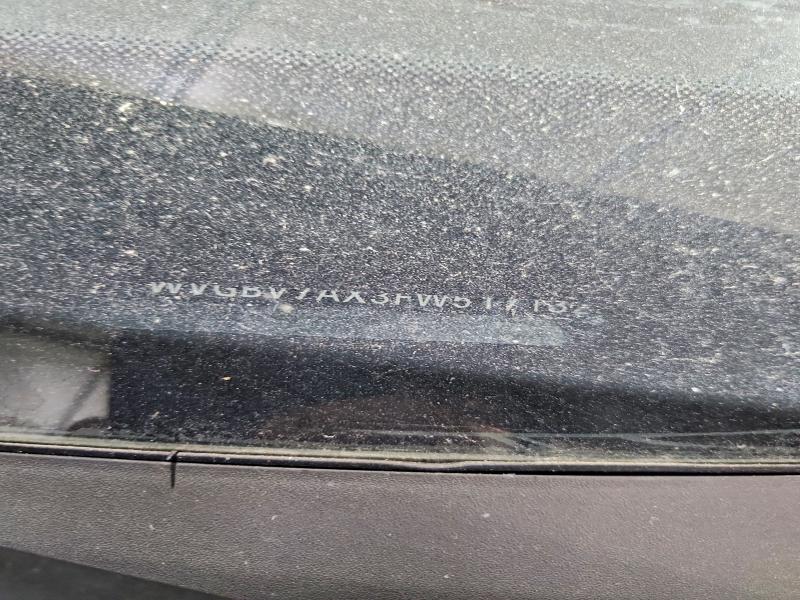 Продаж на аукціоні авто 2015 Volkswagen Tiguan, vin: WVGBV7AX3FW517132, номер лоту: 61549346