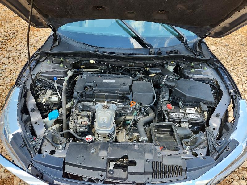 60291476 :رقم المزاد ، 1HGCR2F36HA155580 vin ، 2017 Honda Accord مزاد بيع