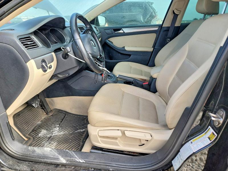 59002166 :رقم المزاد ، 3VWD07AJ1FM297171 vin ، 2015 Volkswagen Jetta مزاد بيع