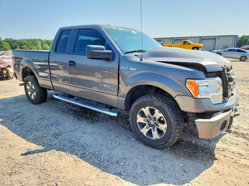 61936726 :رقم المزاد ، 1FTFX1EF1DKF40489 vin ، 2013 Ford F150 مزاد بيع