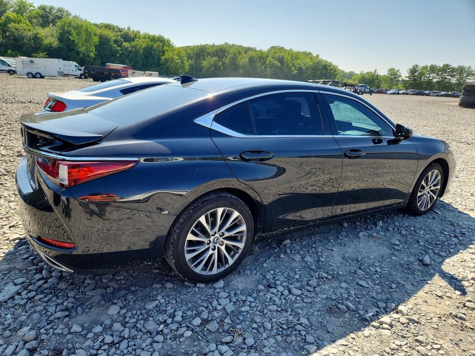 61403386 :رقم المزاد ، 58ADZ1B10LU078685 vin ، 2020 Lexus Es مزاد بيع