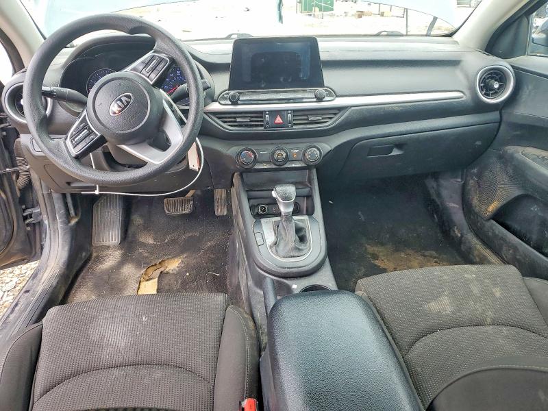 2020 Kia Forte მანქანა იყიდება აუქციონზე, vin: 3KPF24AD0LE212986, აუქციონის ნომერი: 60562406