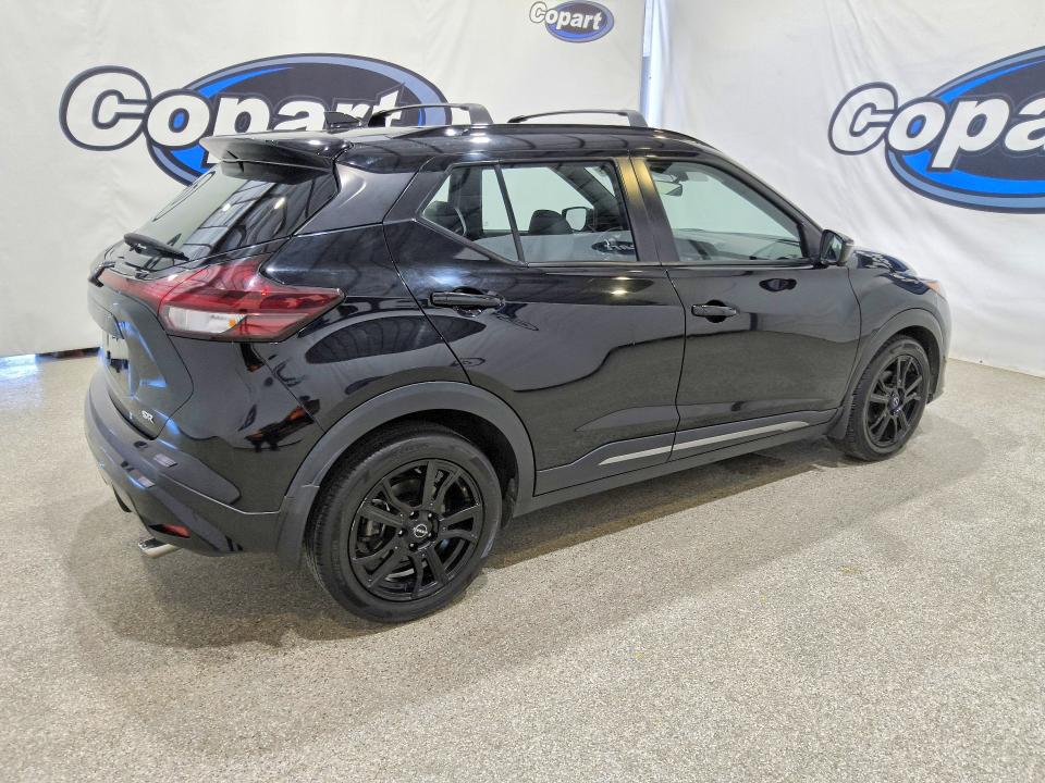 61767876 :رقم المزاد ، 3N1CP5DVXPL498266 vin ، 2023 Nissan Kicks مزاد بيع