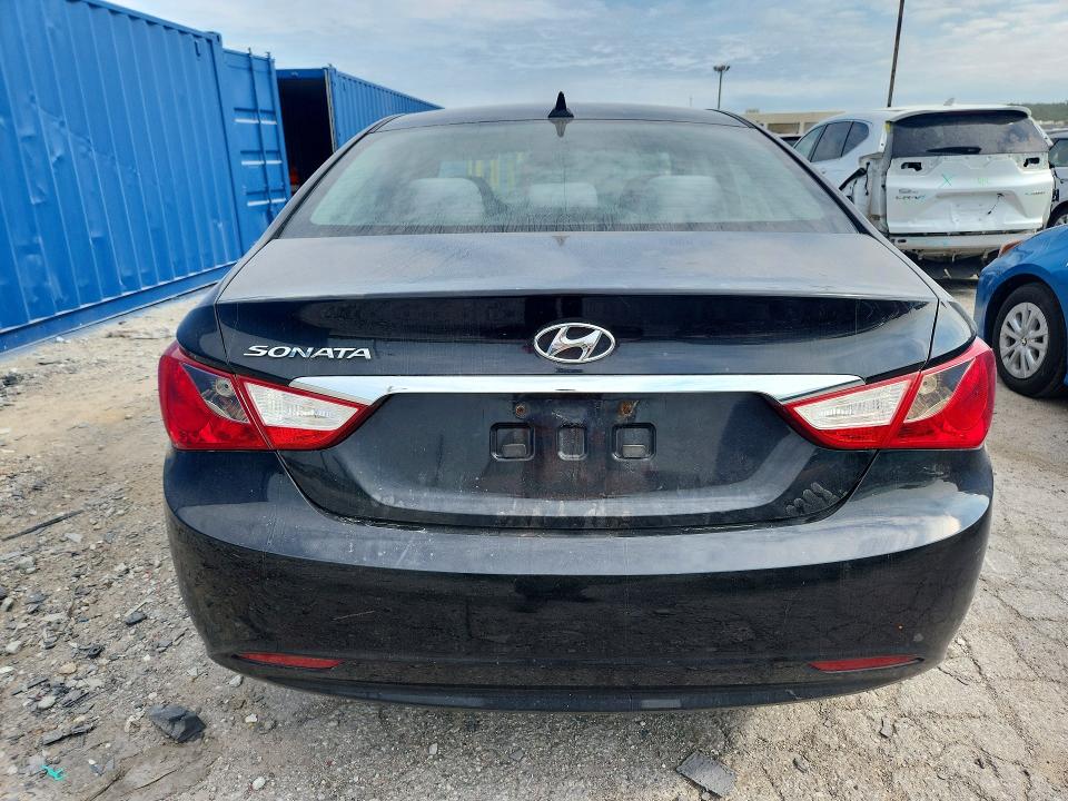 61396036 :رقم المزاد ، 5NPEB4AC6BH082628 vin ، 2011 Hyundai Sonata مزاد بيع