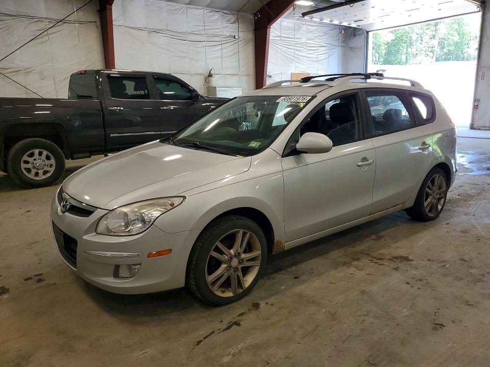 60801976 :رقم المزاد ، KMHDC8AE6BU096547 vin ، 2011 Hyundai Elantra Touring مزاد بيع