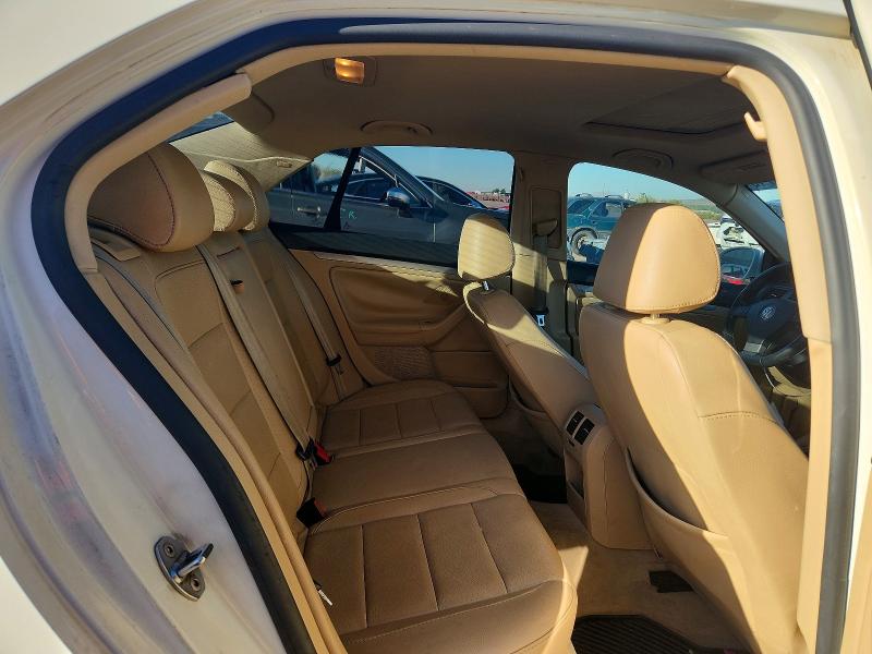 62530716 :رقم المزاد ، 3VWEF71K47M160979 vin ، 2007 Volkswagen Jetta مزاد بيع