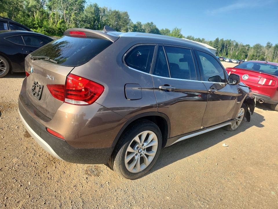 61691376 :رقم المزاد ، WBAVL1C51CVR76853 vin ، 2012 Bmw X1 مزاد بيع