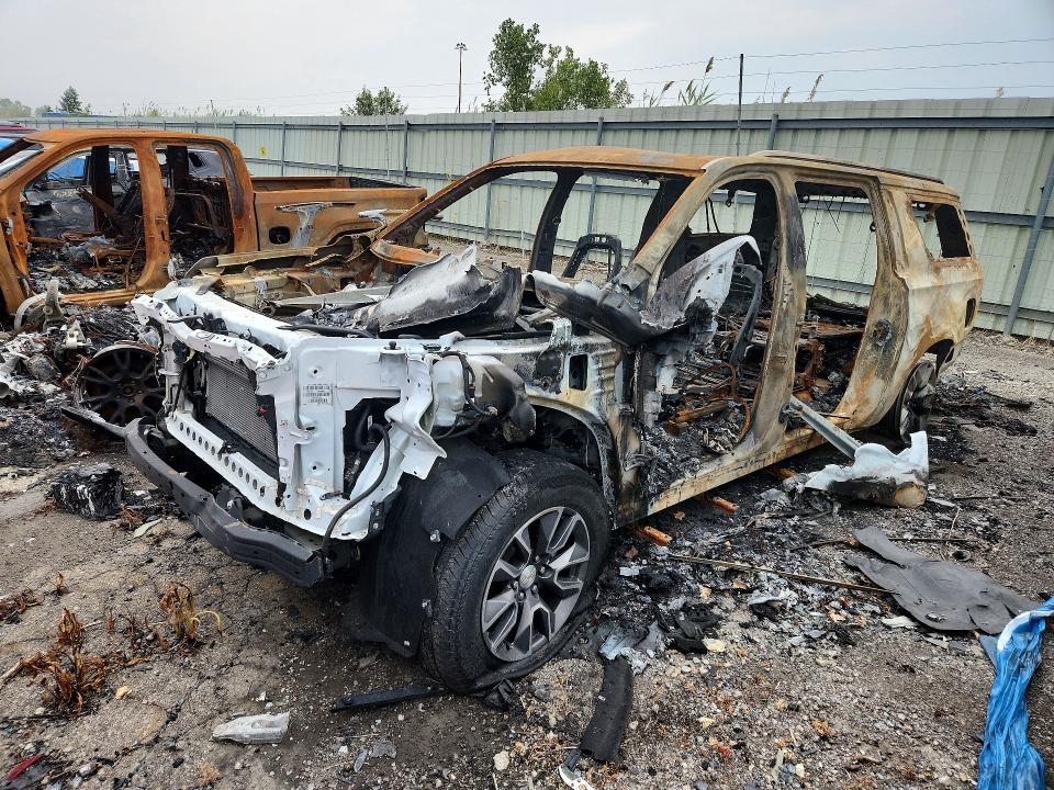 2023 Chevrolet Suburban მანქანა იყიდება აუქციონზე, vin: 1GNSKCKD1PR154704, აუქციონის ნომერი: 63031126