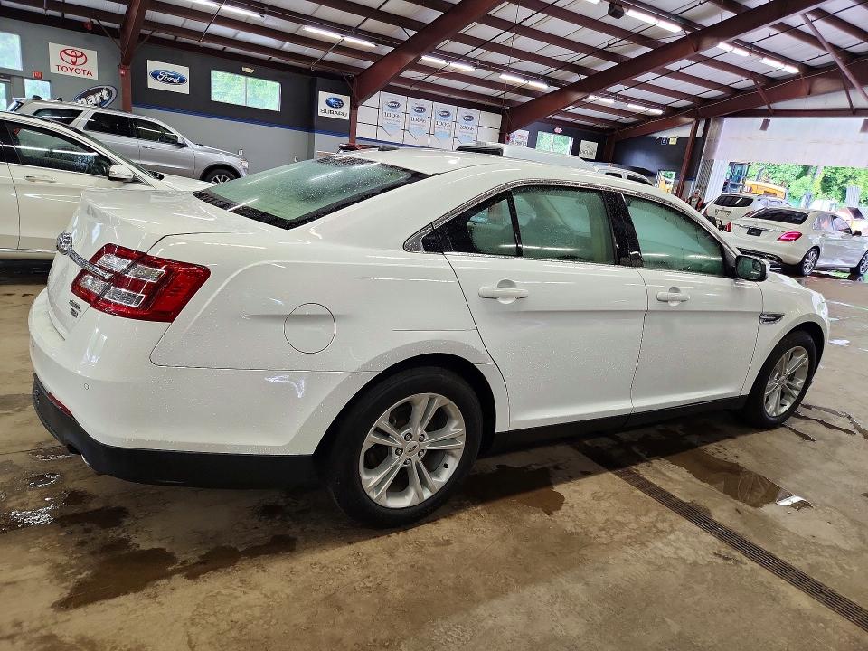 Продаж на аукціоні авто 2015 Ford Taurus, vin: 1FAHP2H83FG129067, номер лоту: 63307656