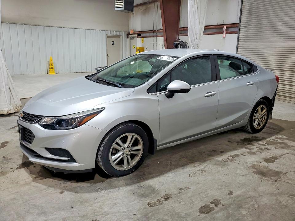 2018 Chevrolet Cruze მანქანა იყიდება აუქციონზე, vin: 1G1BE5SMXJ7226703, აუქციონის ნომერი: 59629426