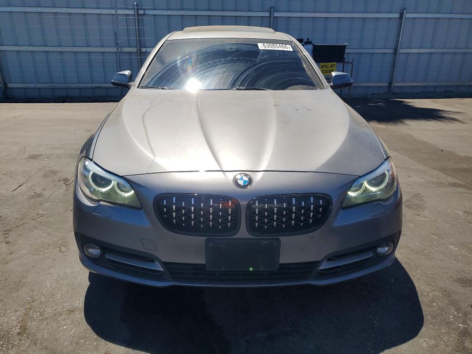 63085466 :رقم المزاد ، WBA5A5C55FD523939 vin ، 2015 Bmw 528 مزاد بيع