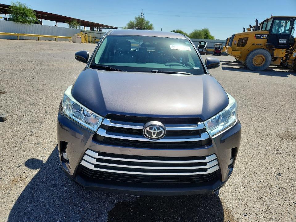 Продажа на аукционе авто 2019 Toyota Highlander, vin: 5TDZZRFH9KS367476, номер лота: 59401646