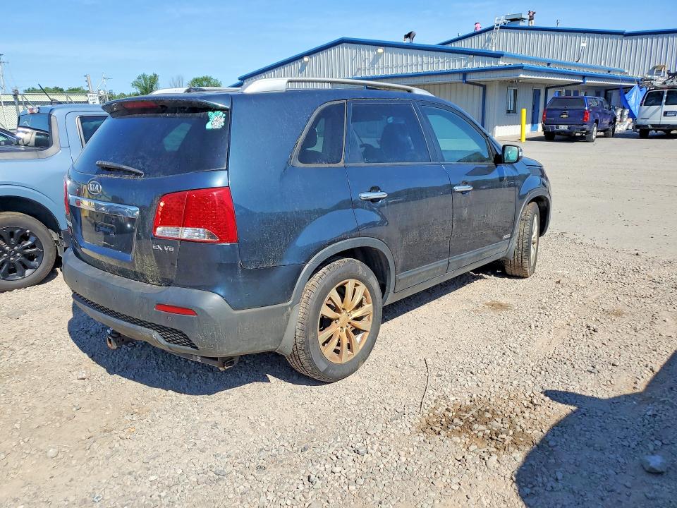 2011 Kia Sorento მანქანა იყიდება აუქციონზე, vin: 5XYKUDA27BG062805, აუქციონის ნომერი: 59831736