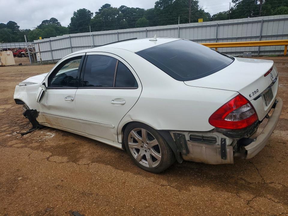 60684216 :رقم المزاد ، WDBUF56X27B034200 vin ، 2007 Mercedes-benz E مزاد بيع