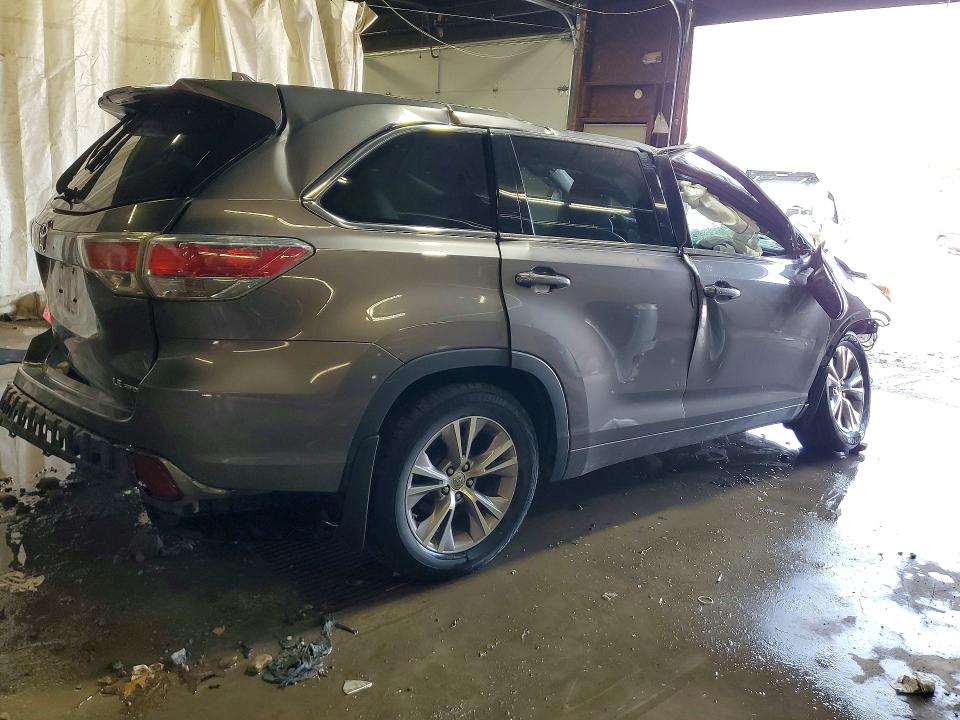 Продажа на аукционе авто 2014 Toyota Highlander, vin: 5TDBKRFH7ES038902, номер лота: 62065806