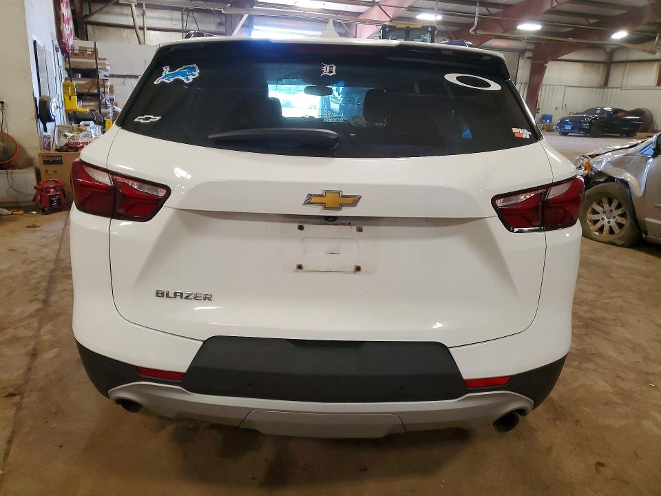62097716 :رقم المزاد ، 3GNKBBRA0KS643073 vin ، 2019 Chevrolet Blazer مزاد بيع