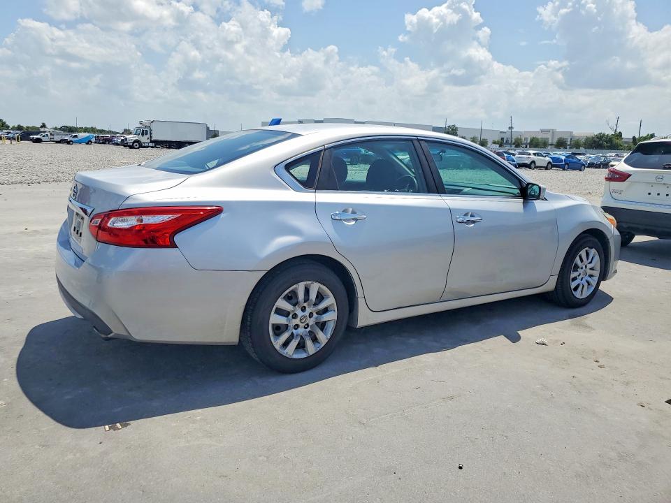 62135056 :رقم المزاد ، 1N4AL3AP2GN306659 vin ، 2016 Nissan Altima مزاد بيع
