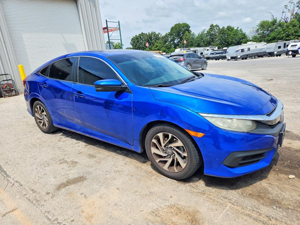 2016 Honda Civic მანქანა იყიდება აუქციონზე, vin: 19XFC2F76GE045303, აუქციონის ნომერი: 61353886