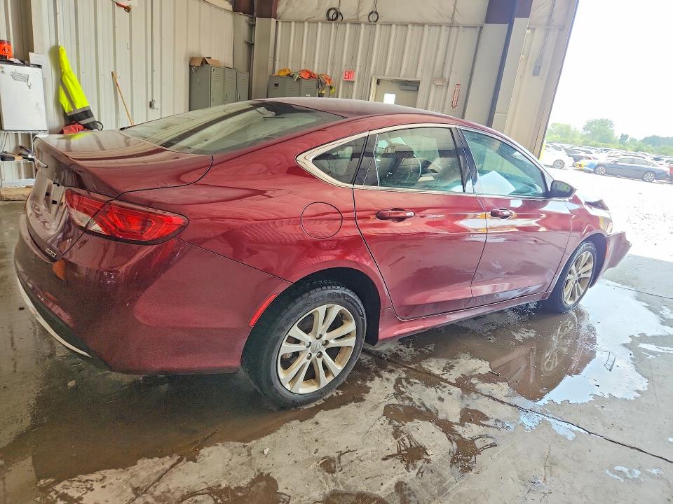 61230776 :رقم المزاد ، 1C3CCCAB1FN634892 vin ، 2015 Chrysler 200 مزاد بيع