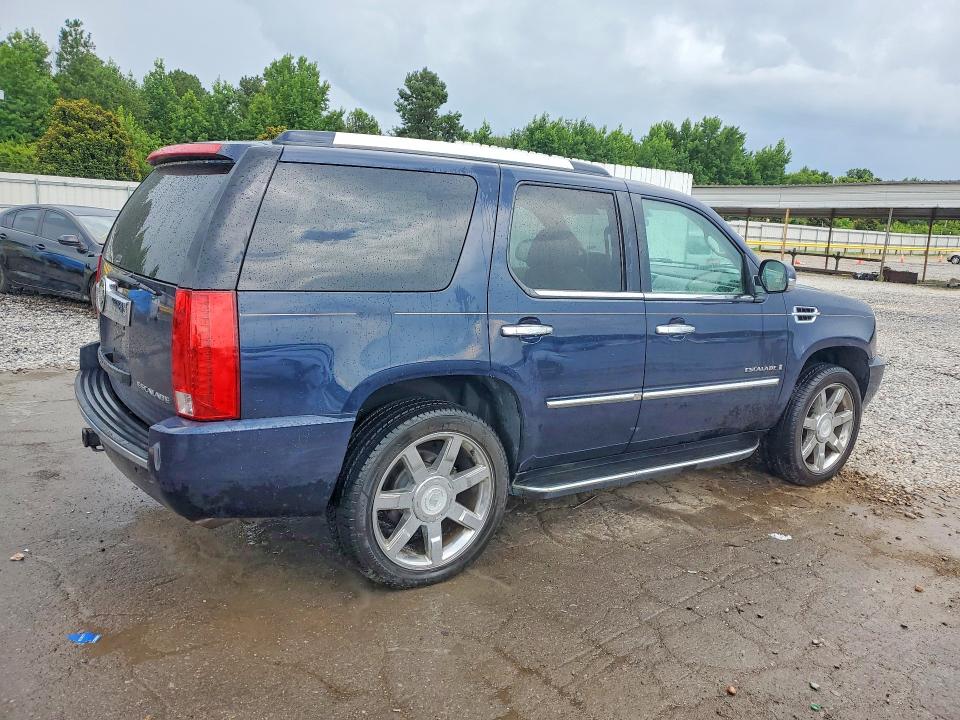 Продаж на аукціоні авто 2008 Cadillac Escalade, vin: 1GYFK63818R152380, номер лоту: 60179496