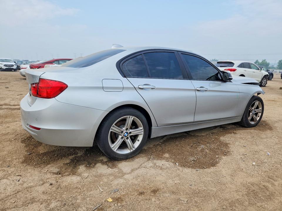 61587486 :رقم المزاد ، WBA3B5G54FNS13273 vin ، 2015 Bmw 328 مزاد بيع