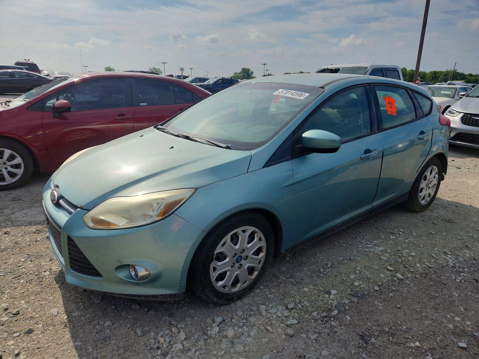57014596 :رقم المزاد ، 1FAHP3K27CL240489 vin ، 2012 Ford Focus مزاد بيع