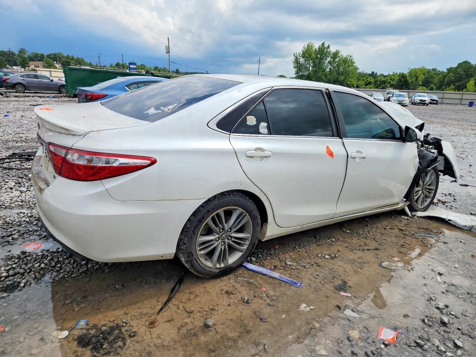 2017 Toyota Camry მანქანა იყიდება აუქციონზე, vin: 4T1BF1FK2HU320345, აუქციონის ნომერი: 59811116