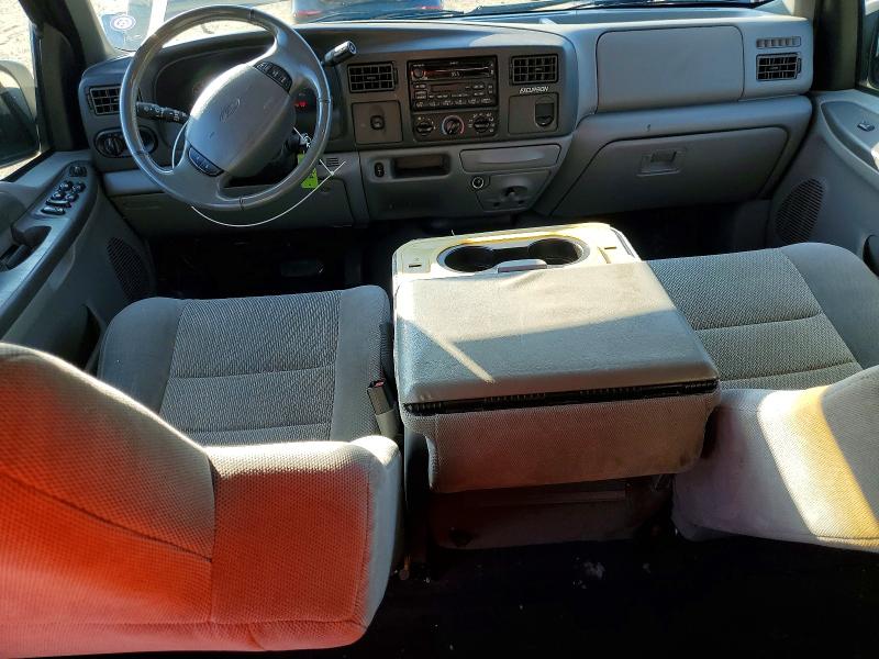 63053166 :رقم المزاد ، 1FMNU40L82EA51680 vin ، 2002 Ford Excursion مزاد بيع