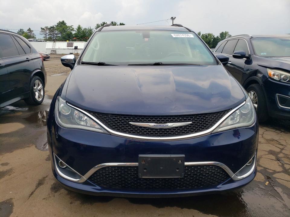 2017 Chrysler Pacifica მანქანა იყიდება აუქციონზე, vin: 2C4RC1BGXHR785742, აუქციონის ნომერი: 62874396