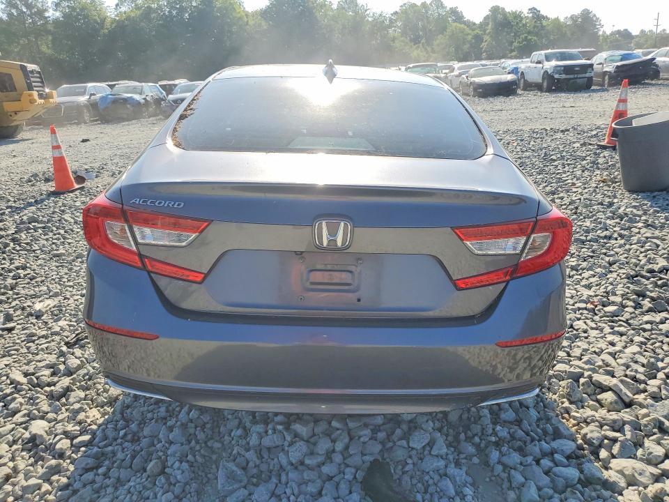 Продаж на аукціоні авто 2018 Honda Accord, vin: 1HGCV1F16JA222110, номер лоту: 58924416