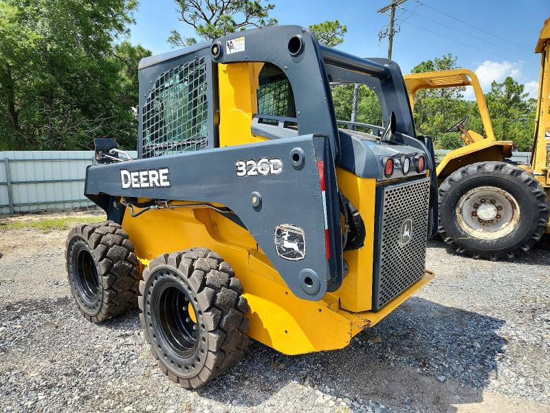 Продажа на аукционе авто 2010 John Deere 326d, vin: 1T0326DLTA0187350, номер лота: 62245476