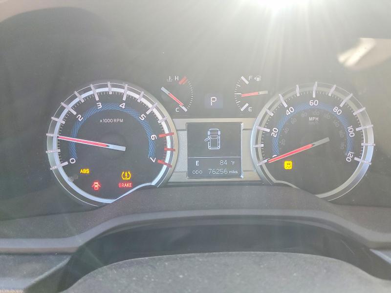 60960396 :رقم المزاد ، JTEBU5JR0J5574797 vin ، 2018 Toyota 4runner مزاد بيع
