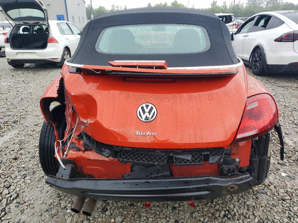 Продаж на аукціоні авто 2018 Volkswagen Beetle, vin: 3VW5DAAT6JM502368, номер лоту: 63292826