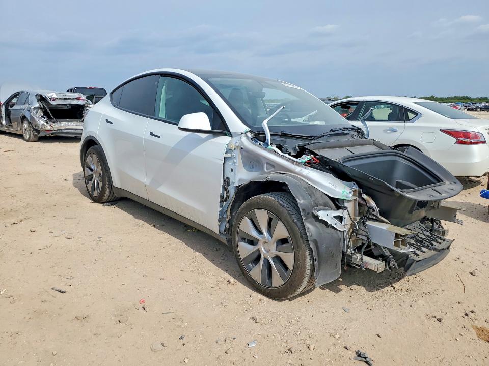 2022 Tesla Model Y მანქანა იყიდება აუქციონზე, vin: 7SAYGDEE9NF320486, აუქციონის ნომერი: 62214666