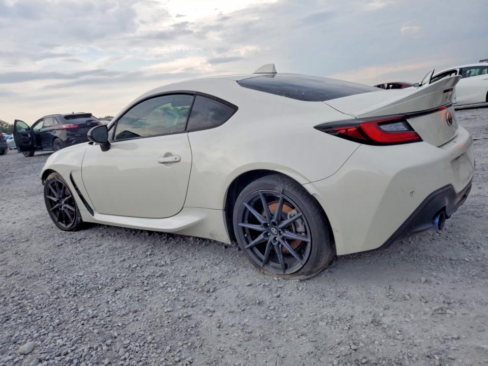 61290856 :رقم المزاد ، JF1ZNBF13P8750577 vin ، 2023 Toyota Gr 86 مزاد بيع