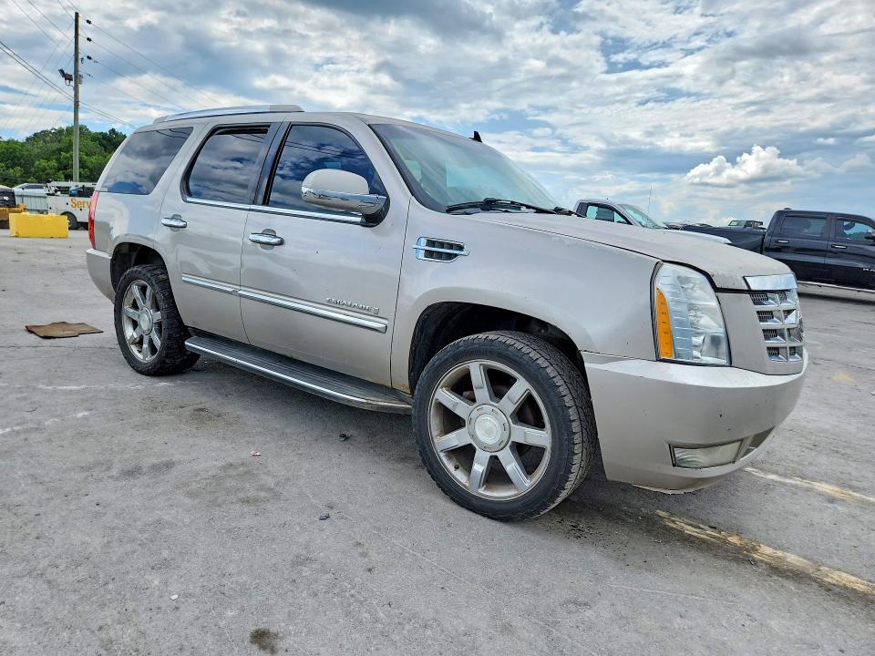 2007 Cadillac Escalade მანქანა იყიდება აუქციონზე, vin: 1GYEC63867R290312, აუქციონის ნომერი: 60893836