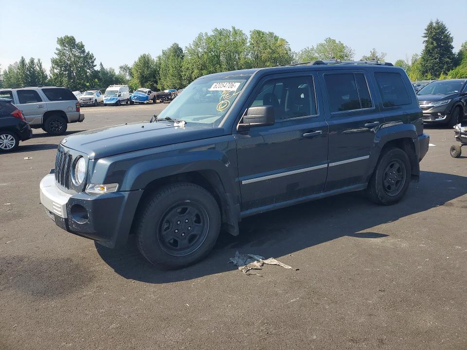 62054706 :رقم المزاد ، 1J8FF48W08D514470 vin ، 2008 Jeep Patriot مزاد بيع