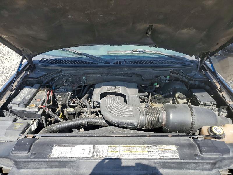 59852196 :رقم المزاد ، 1FTRX17L11NA81538 vin ، 2001 Ford F150 مزاد بيع