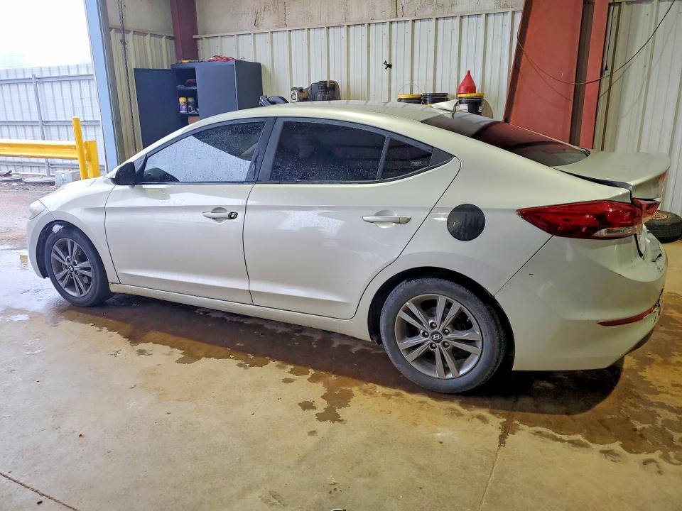 Продажа на аукционе авто 2017 Hyundai Elantra, vin: 5NPD84LF4HH035298, номер лота: 60713786