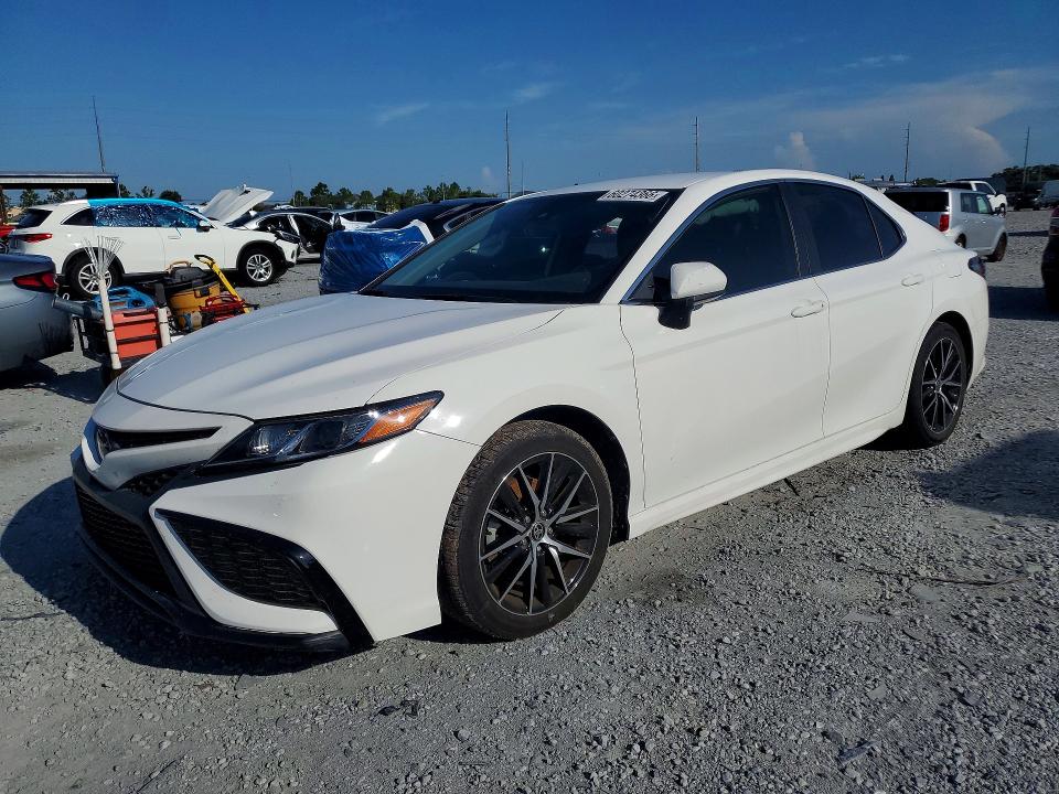 Продажа на аукционе авто 2021 Toyota Camry, vin: 4T1G11AK4MU580414, номер лота: 60274366