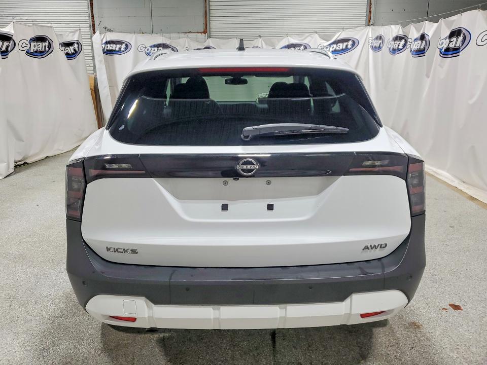 60609096 :رقم المزاد ، 3N8AP6CB6TL372082 vin ، 2026 Nissan Kicks مزاد بيع