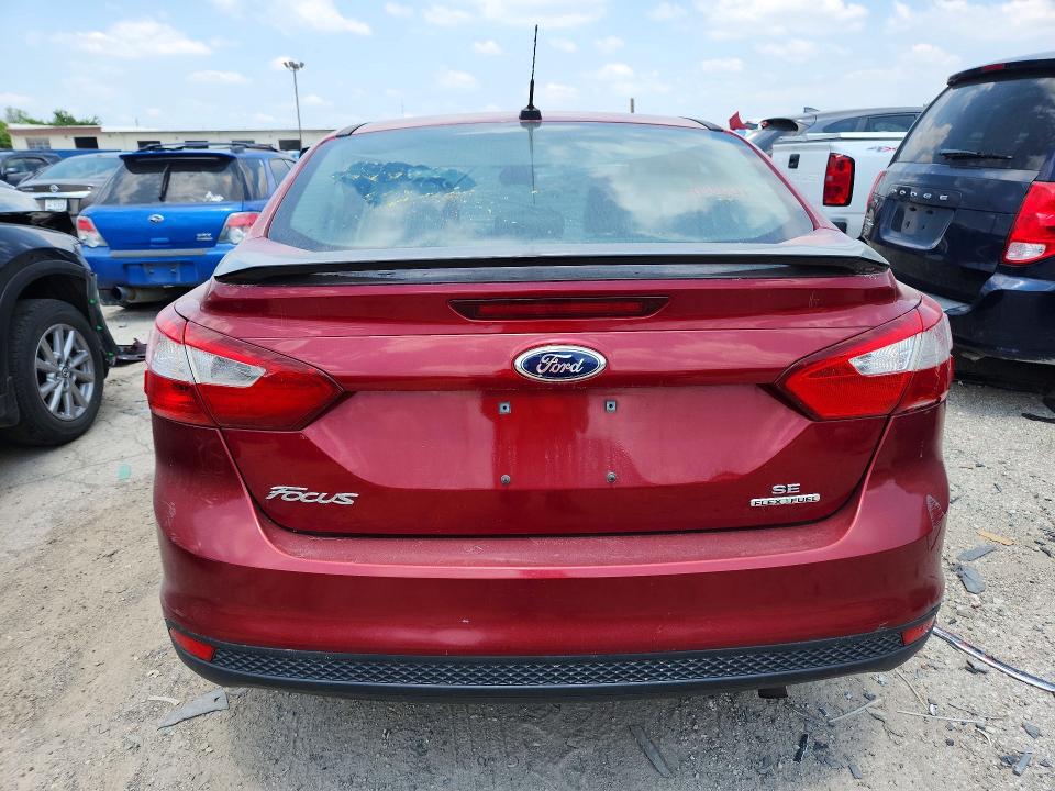 60989926 :رقم المزاد ، 1FADP3F27EL397760 vin ، 2014 Ford Focus مزاد بيع